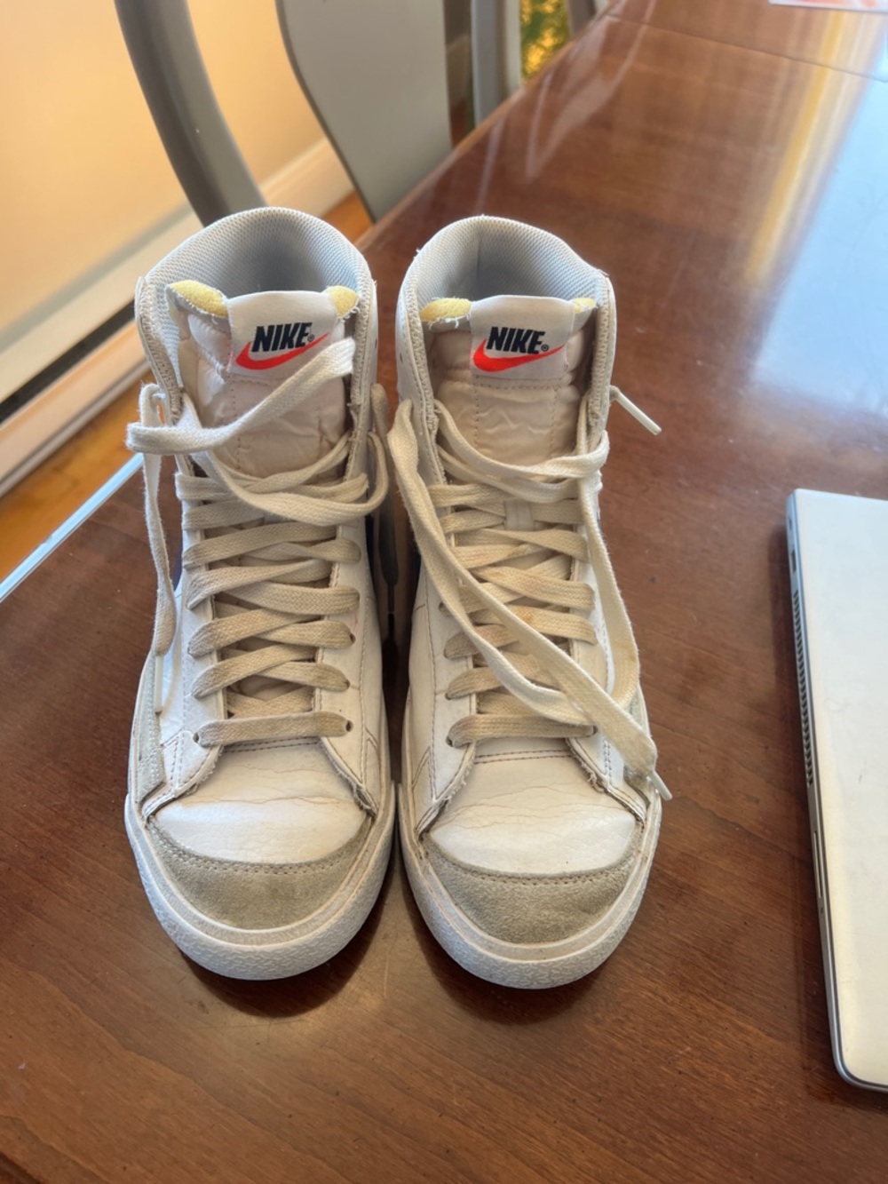 Nike High Top mens blazers Sneakers in Off-White and Light Gray.  size 7.5